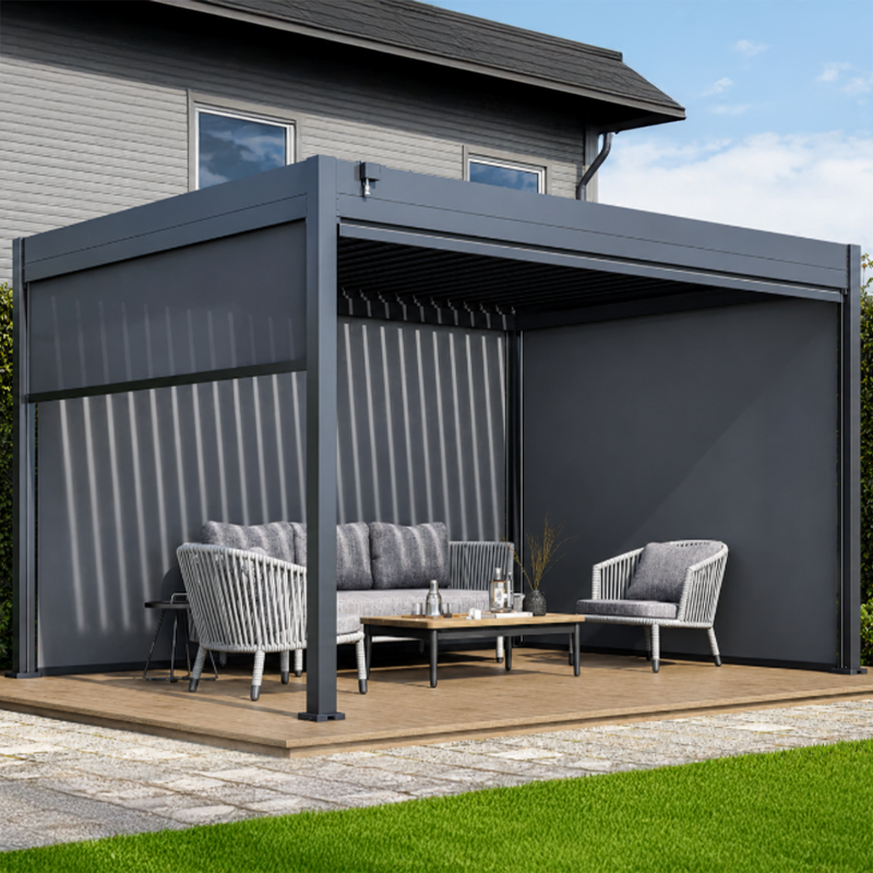 Terrazzo Zonnescherm Eco Antraciet gemonteerd aan Orion ECO terrasoverkapping