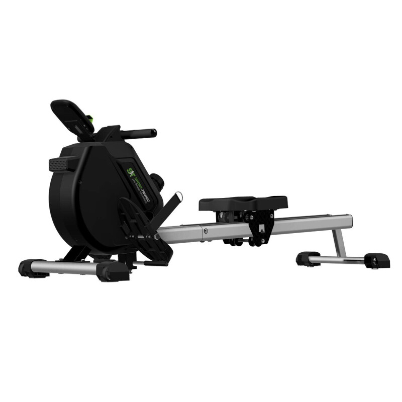 SportTronic® ST-X8 roeitrainer schuin zijaanzicht met magnetisch weerstandssysteem en comfortabele zitting.