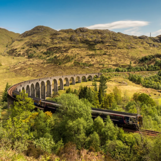 Fly & Train door Schotland