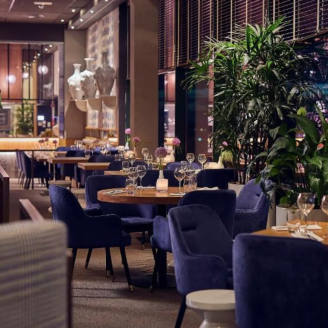 Luxe 4*-hotel met SKYBAR in Leeuwarden