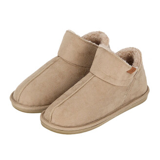 De Heat Essentials Pantoffels in de kleur beige.