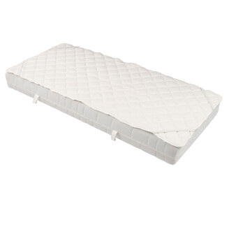 Vitality Pur Nature Dream 100% Katoenen Matrasbeschermer bevestigd op een matras met elastische hoekbanden