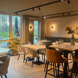 Geniet in een GLOEDNIEUW 4*-boutiquehotel incl. ontbijt, glas Glühwein en GRATIS parkeren!