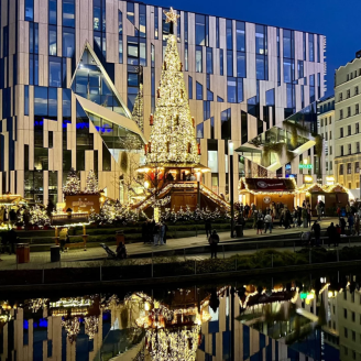 Kersthoppen in Düsseldorf met verblijf in een 4*-SUPERIOR hotel + SAUNA incl. ontbijt