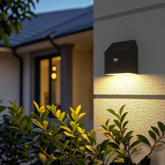 Set van 2 FlinQ Solar TwistCube Wandlamp.