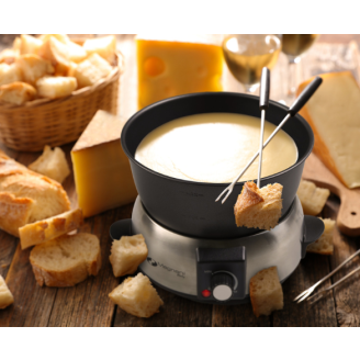 Met de fonduepan kun je met wel 8 mensen tegelijk fonduen.