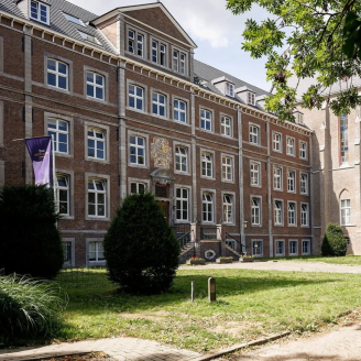 Kloosterhotel in hartje Sittard incl. ontbijt
