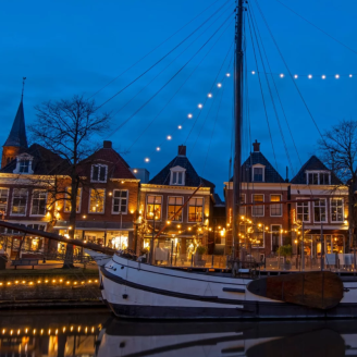 Verblijf in het hart van de authentieke binnenstad van Dokkum in een 4*-LUXE BOUTIQUE HOTEL incl. ontbijt + LUXE kamer!