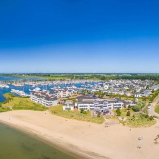 Verblijf in een DELUXE kamer met zeezicht in een Beach Hotel direct aan het strand in Zuid-Holland incl. ontbijt